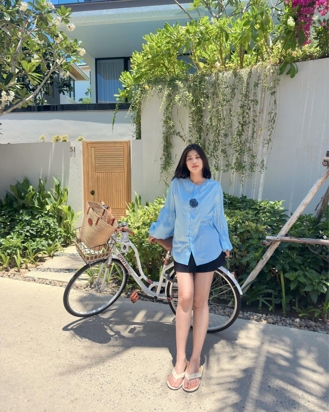 Miss Grand Vietnam gây bão mạng năm 2022: Hiện tại thăng hạng về cả nhan sắc lẫn phong cách - Ảnh 5. Miss Grand Vietnam gây bão mạng năm 2022: Hiện tại thăng hạng về cả nhan sắc lẫn phong cách - Ảnh 5.